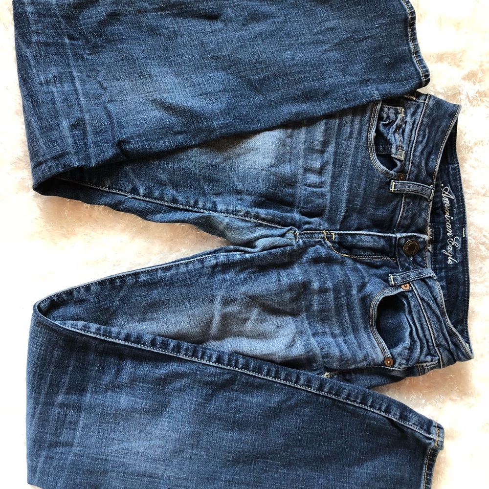 American eagle jeans!